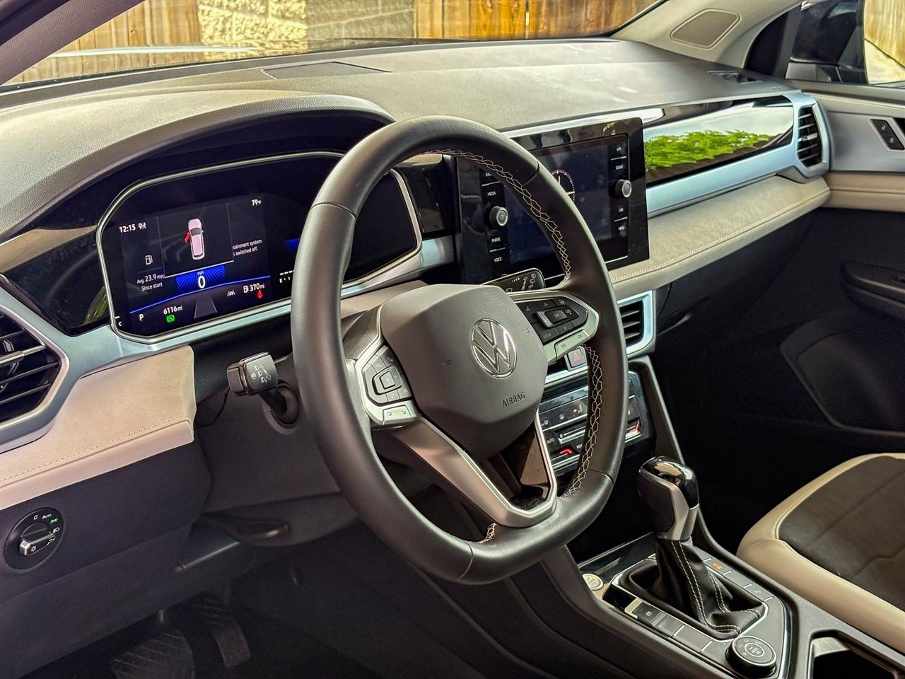 Volkswagen Taos  2025