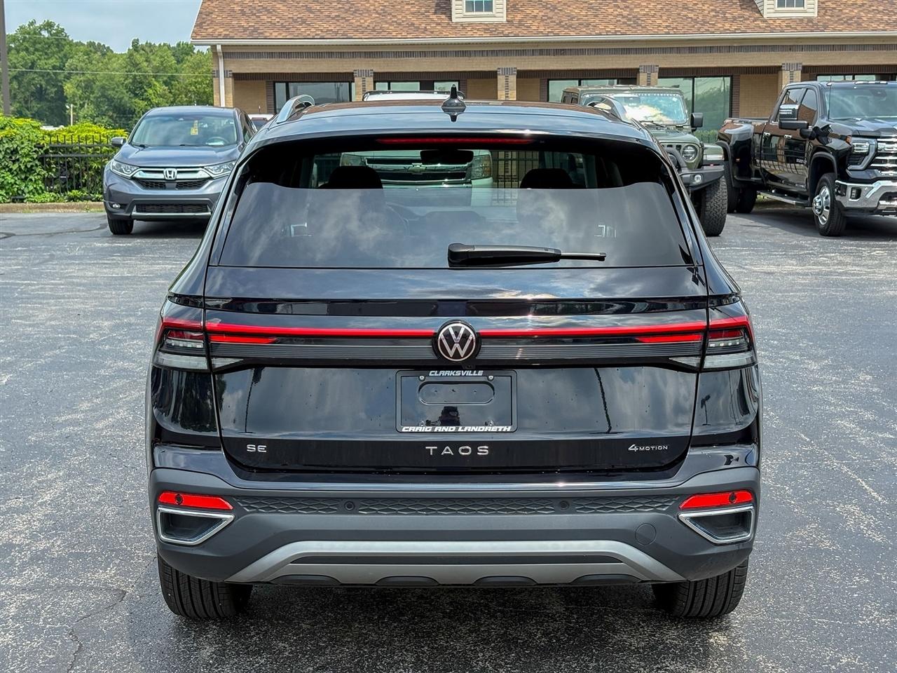 Volkswagen Taos  2025