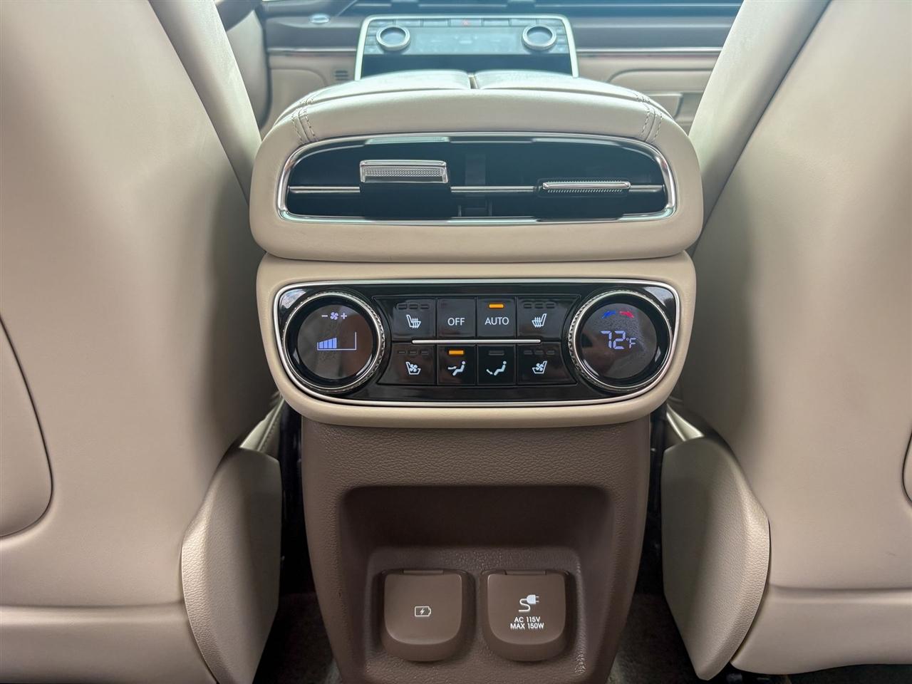 Genesis GV80  2024