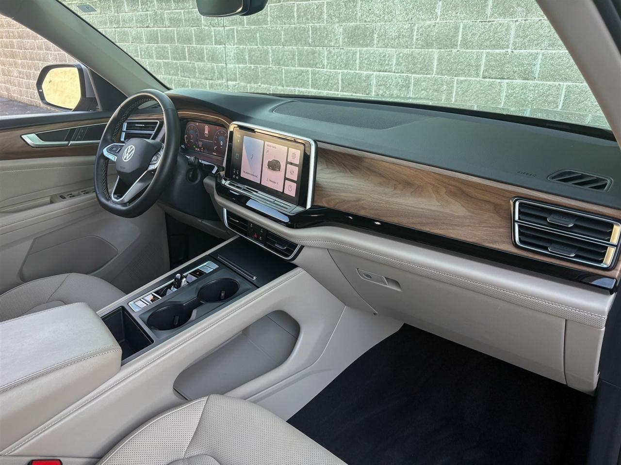 Volkswagen Atlas 2.0T SE 4MOTION 2024