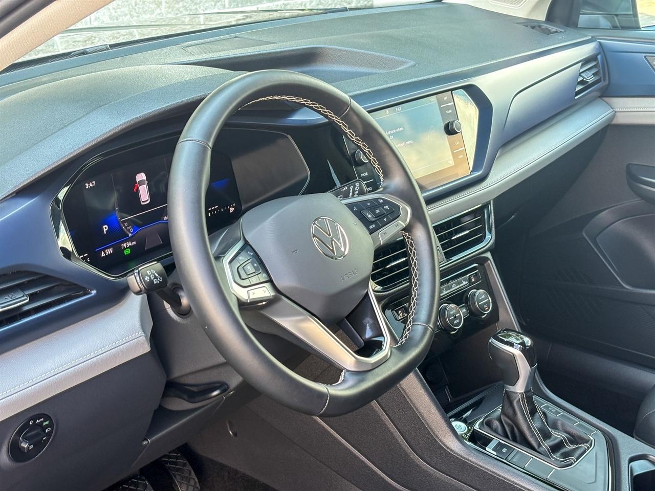 Volkswagen Taos  2024