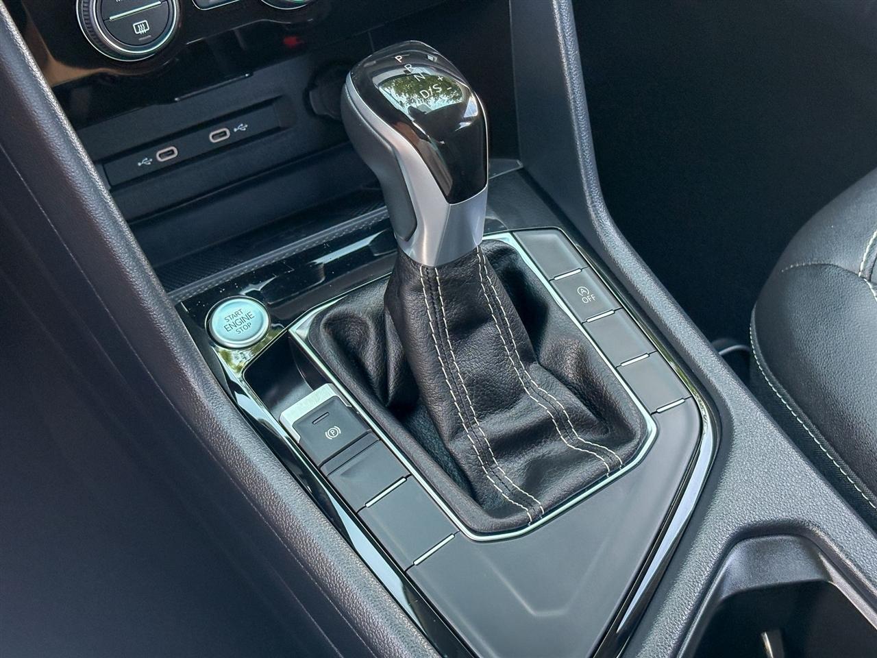 Volkswagen Taos  2024