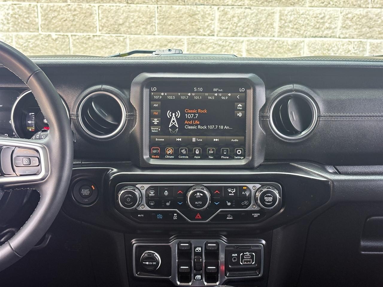 Jeep Wrangler Unlimited Sahara 4XE 2023