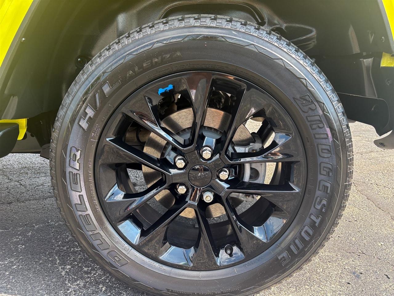 Jeep Wrangler Unlimited Sahara 4XE 2023