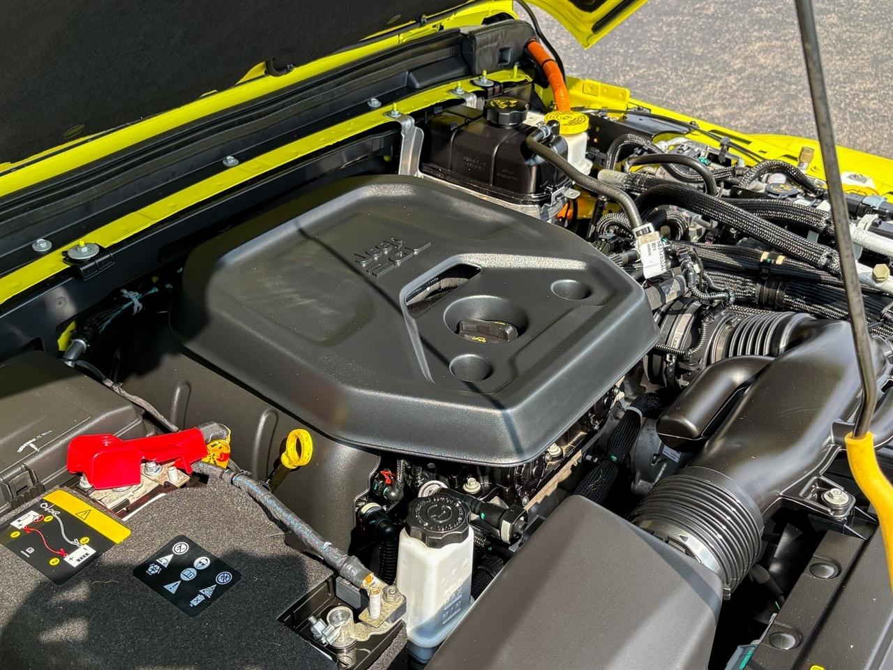 Jeep Wrangler Unlimited Sahara 4XE 2023