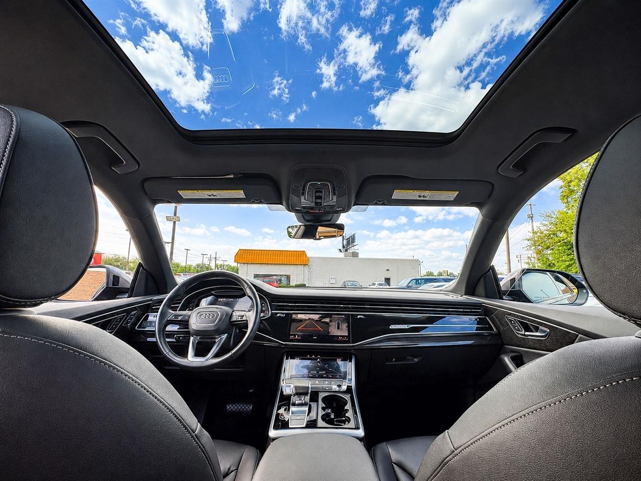 Audi Q8  2025