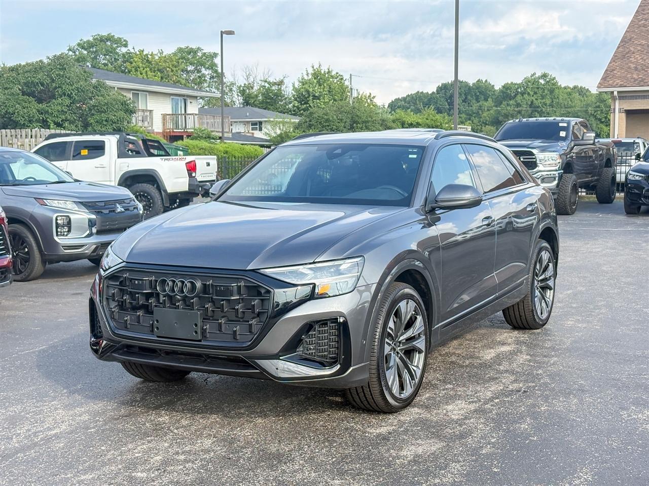 Audi Q8  2025