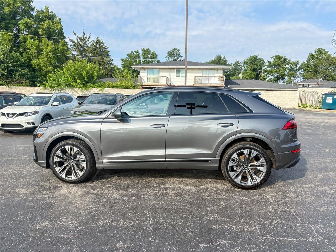 Audi Q8  2025