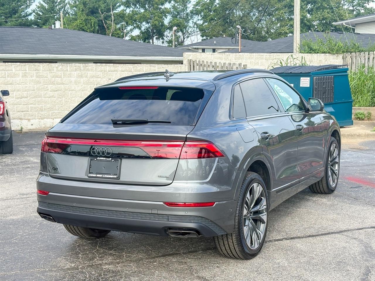 Audi Q8  2025