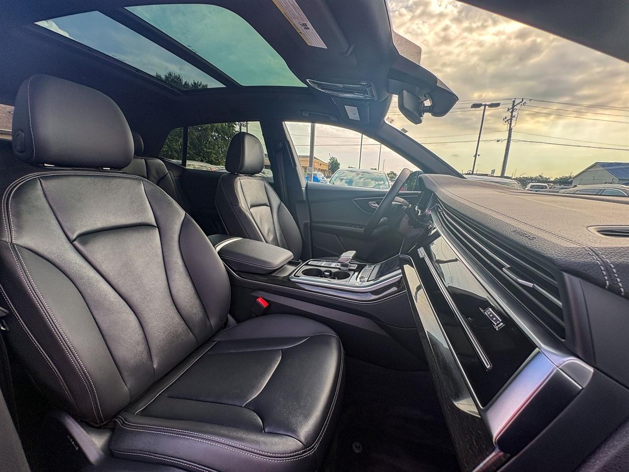 Audi Q8  2025