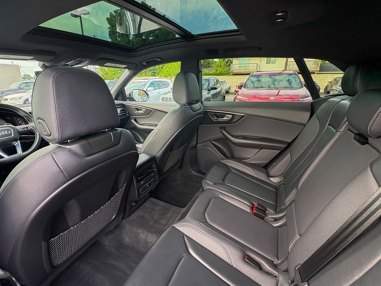 Audi Q8  2025