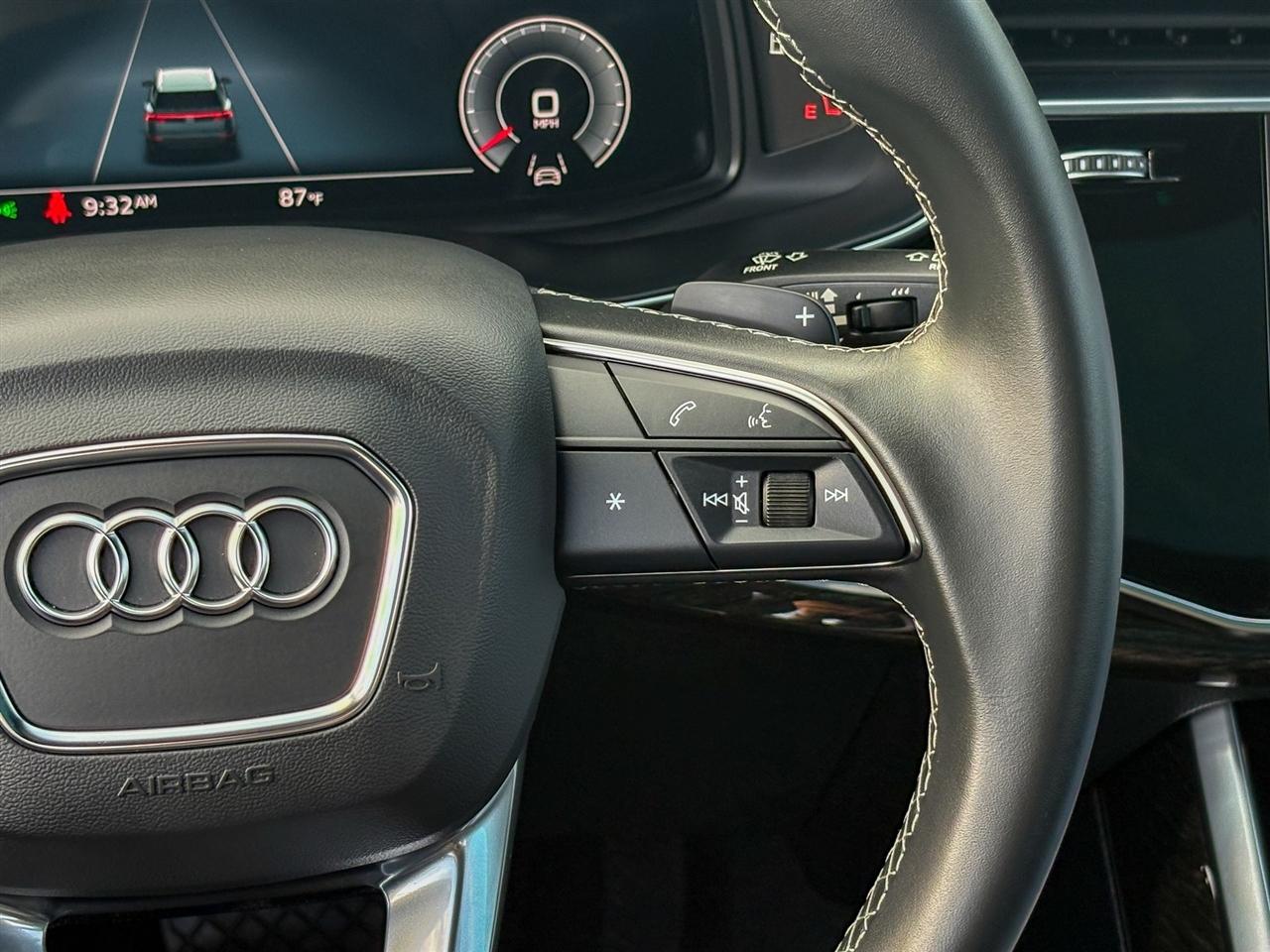 Audi Q8  2025