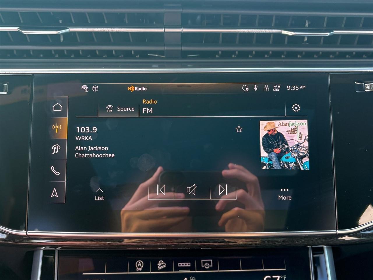 Audi Q8  2025