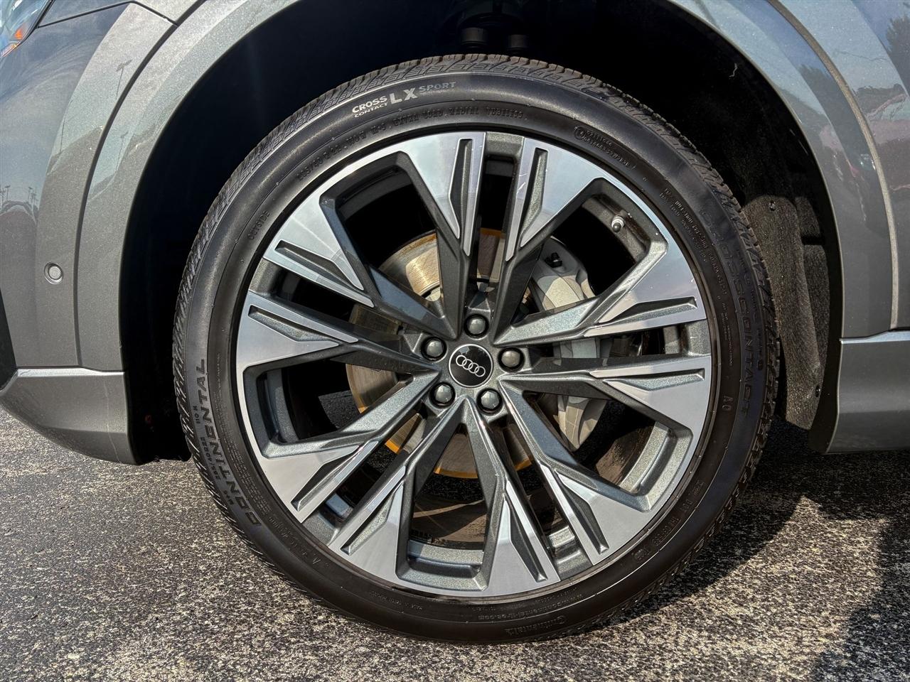 Audi Q8  2025