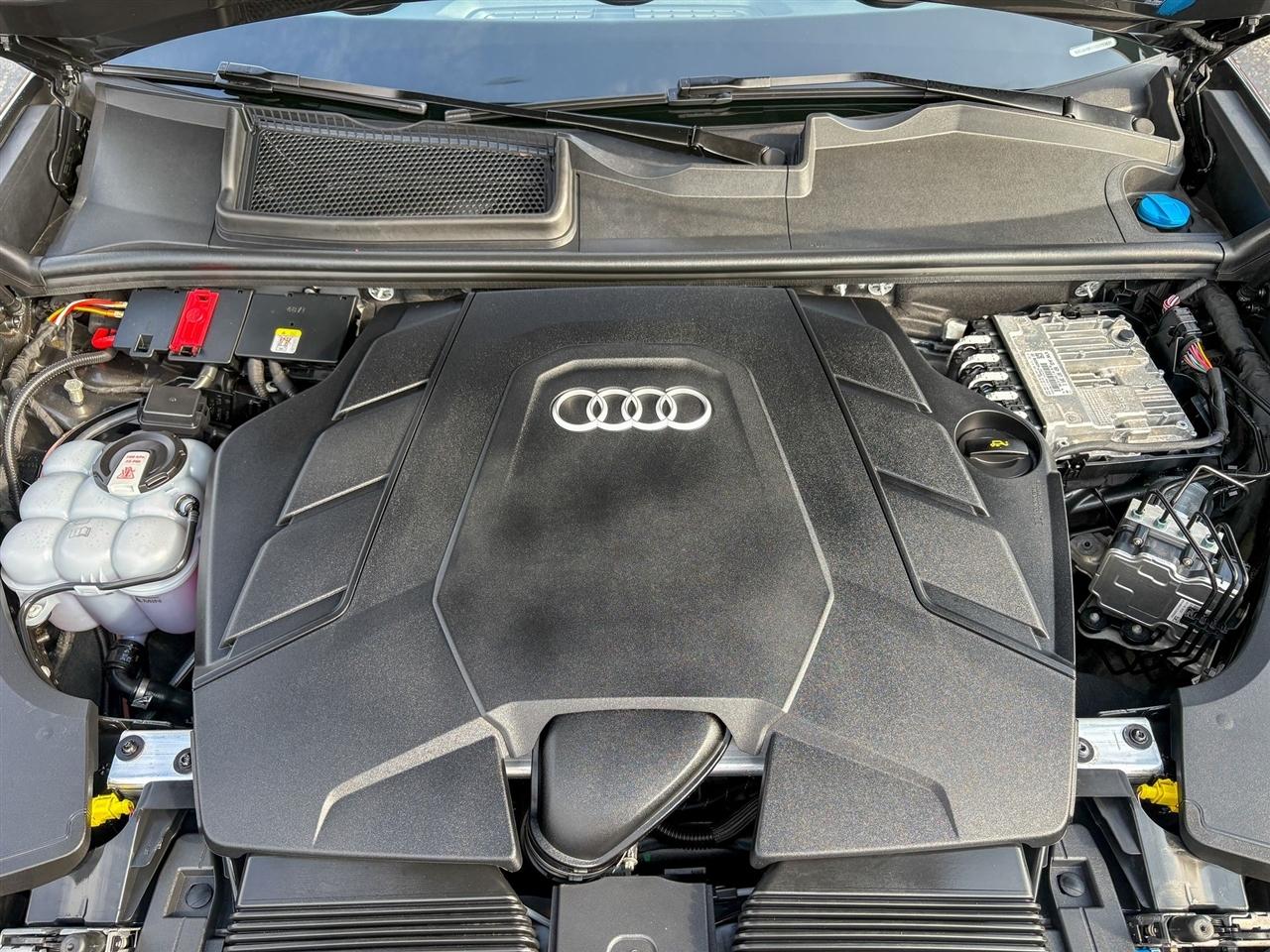 Audi Q8  2025