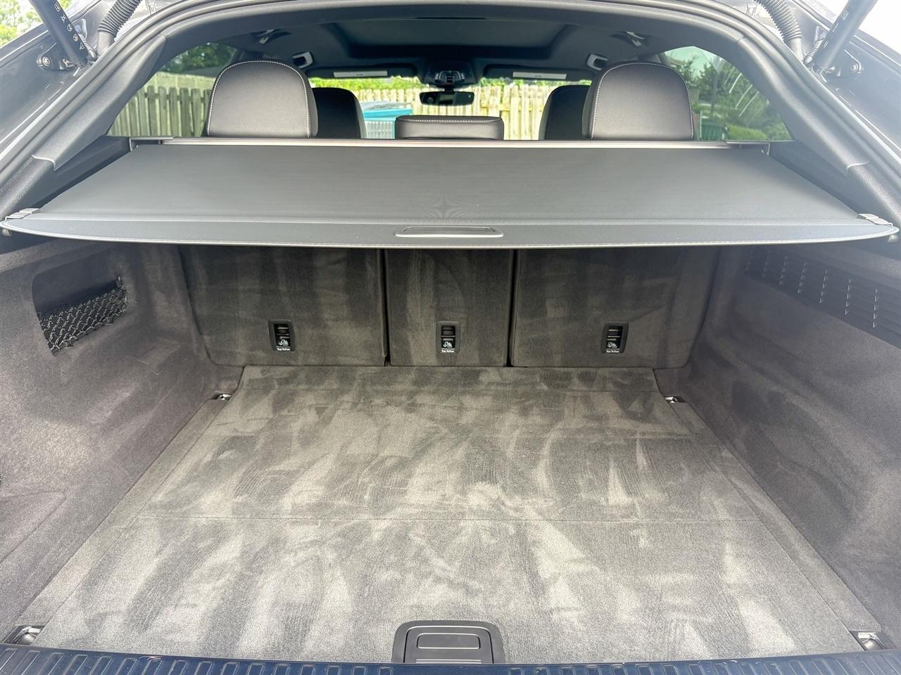 Audi Q8  2025
