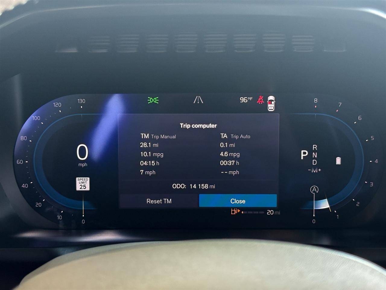 Volvo XC90 B5 Core 2025