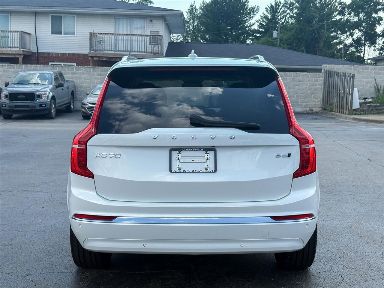 Volvo XC90 B5 Core 2025