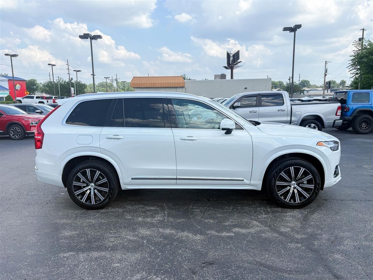 Volvo XC90 B5 Core 2025