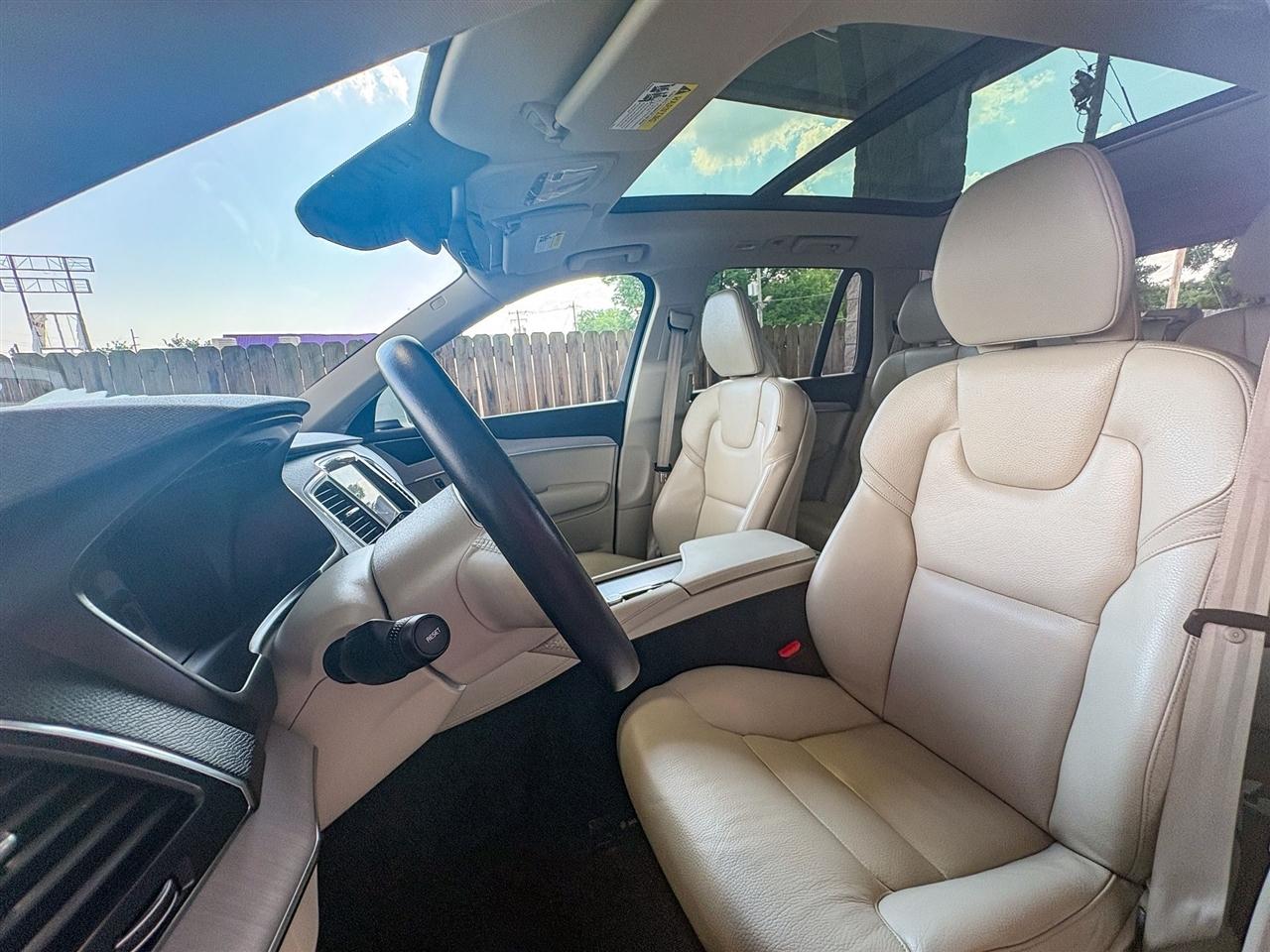 Volvo XC90 B5 Core 2025