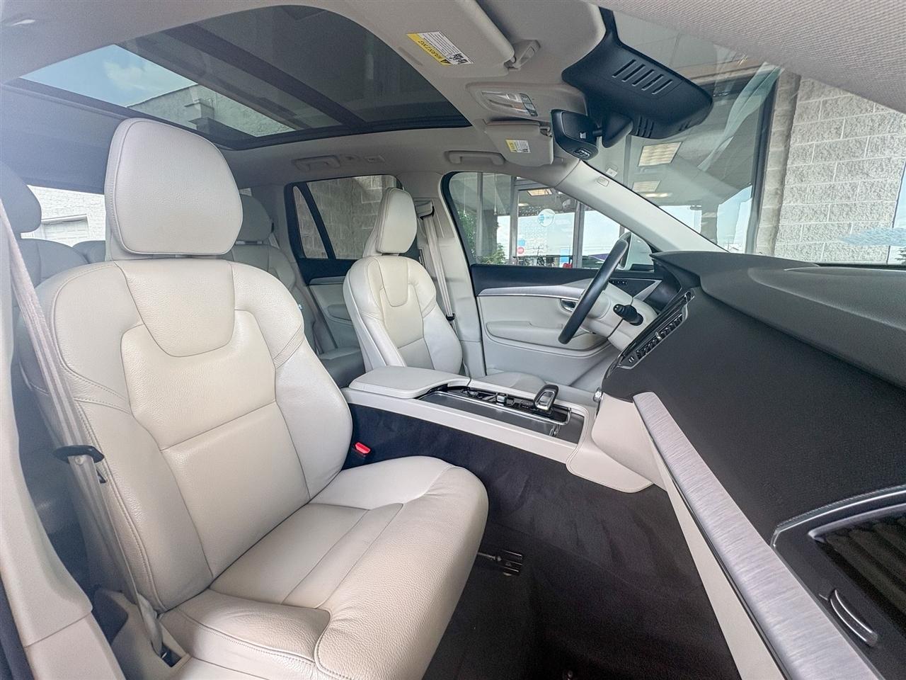Volvo XC90 B5 Core 2025