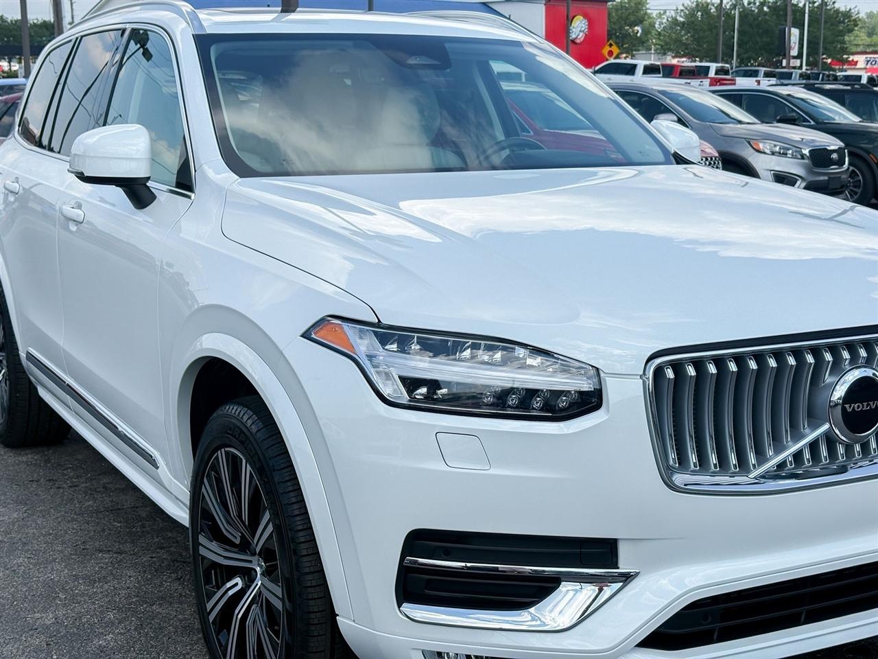 Volvo XC90 B5 Core 2025