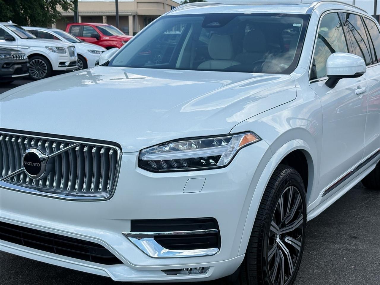Volvo XC90 B5 Core 2025