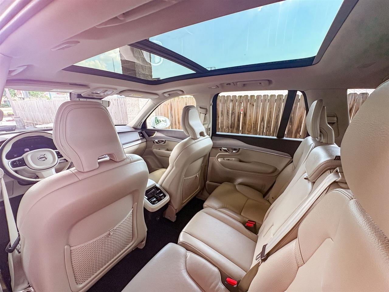 Volvo XC90 B5 Core 2025