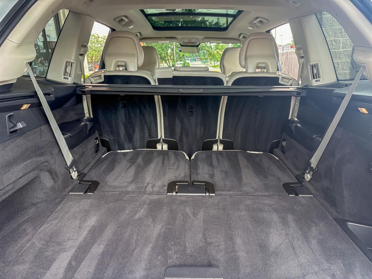 Volvo XC90 B5 Core 2025