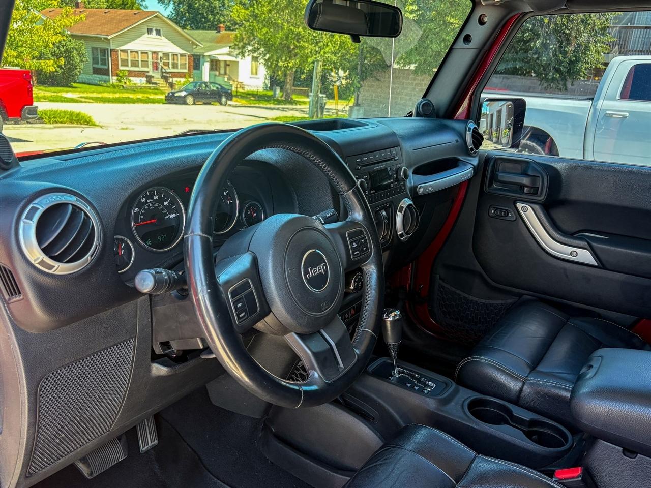 Jeep Wrangler Unlimited Sahara 4x4 2012