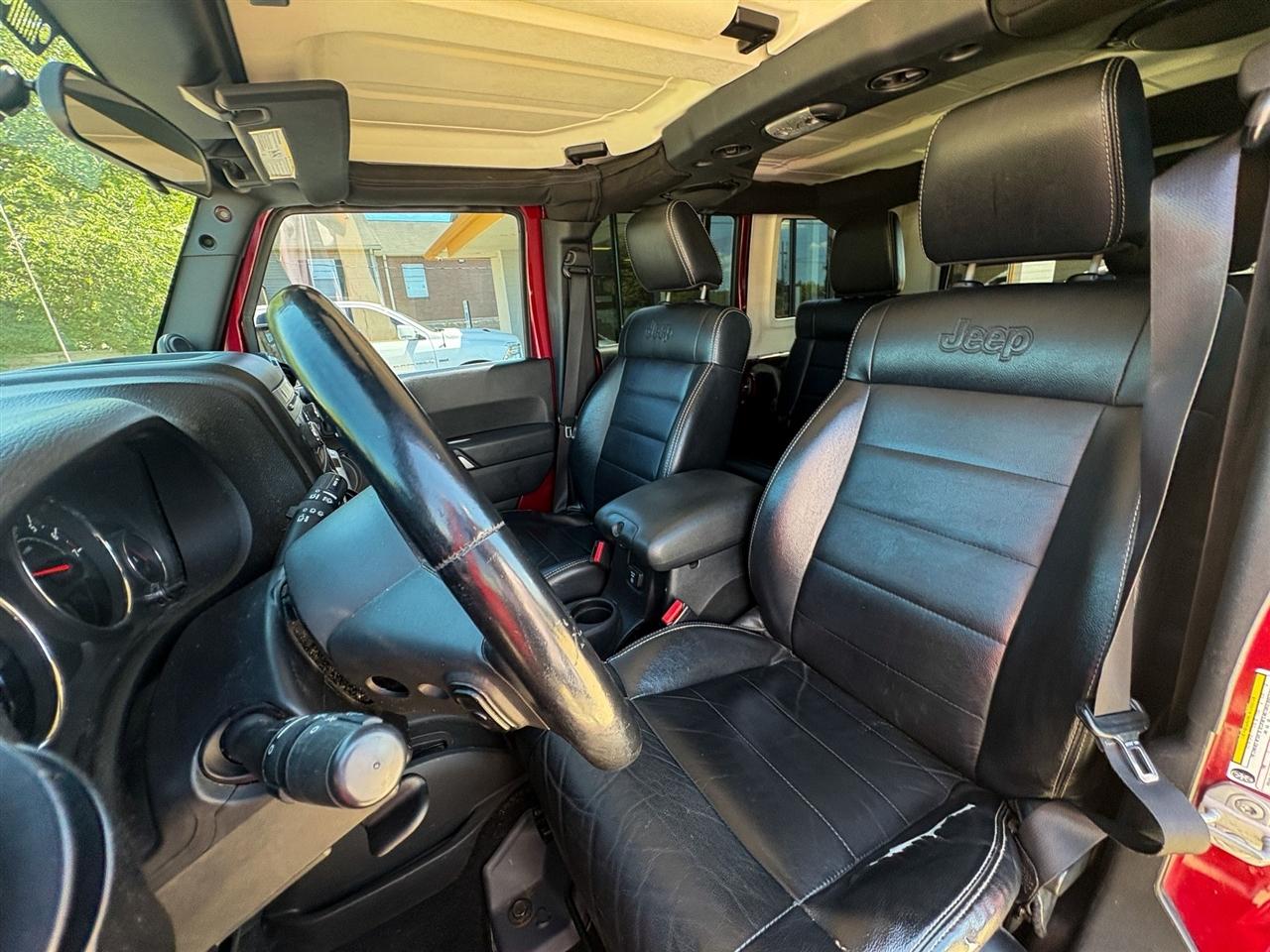 Jeep Wrangler Unlimited Sahara 4x4 2012