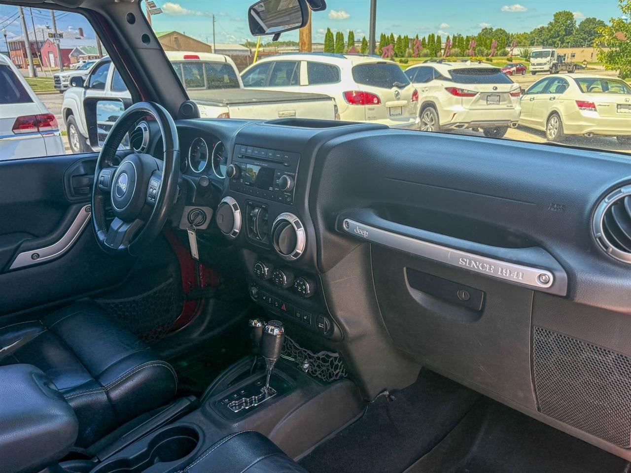 Jeep Wrangler Unlimited Sahara 4x4 2012