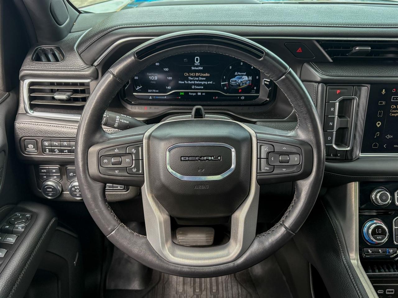 GMC Yukon XL Denali 4WD 2024