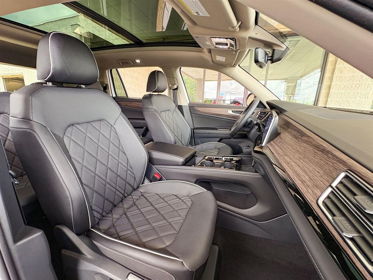 Volkswagen Atlas  2026
