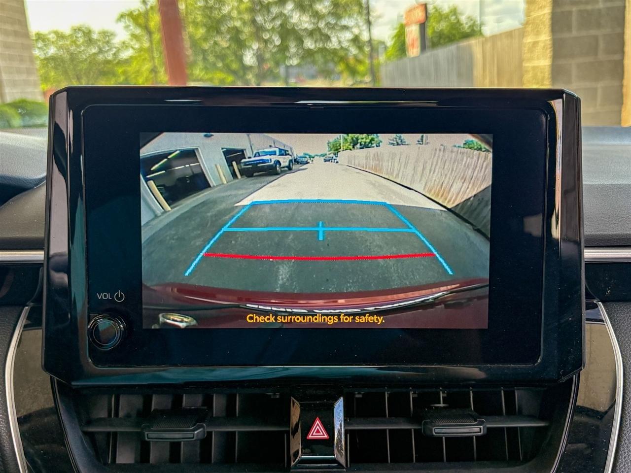 Toyota Corolla LE 2024