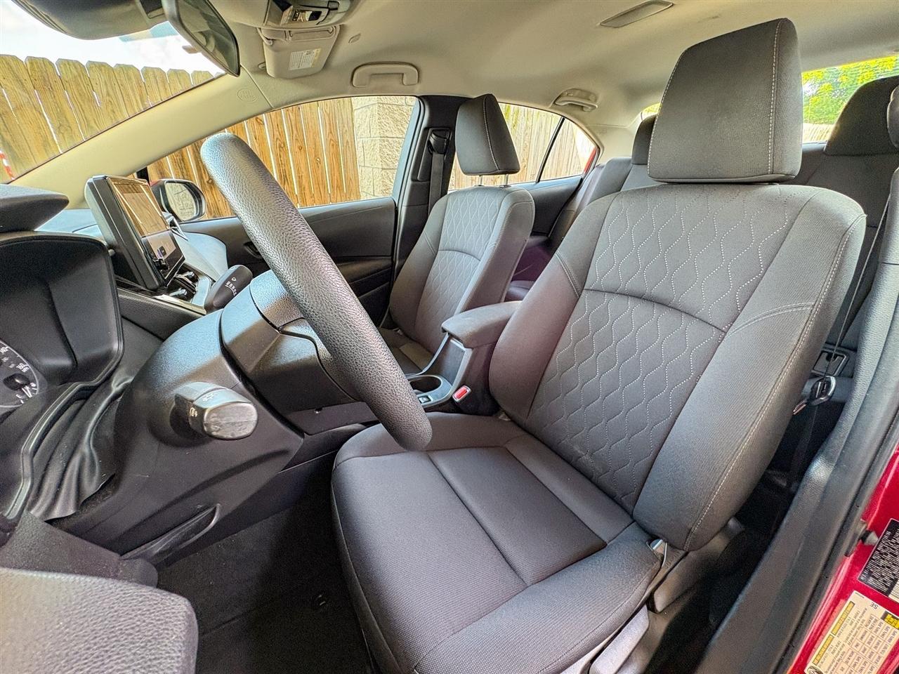 Toyota Corolla LE 2024