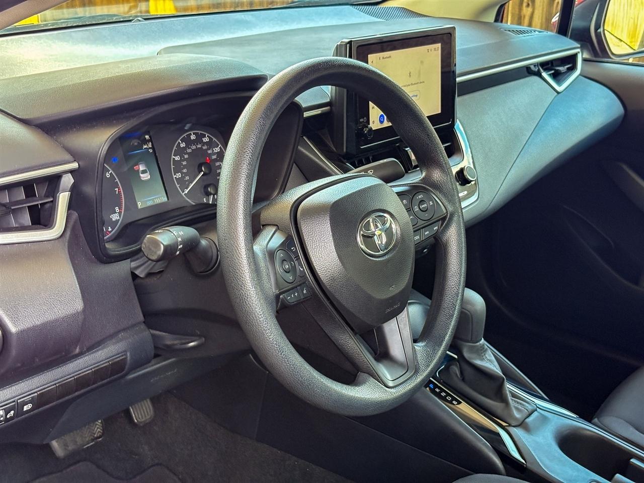 Toyota Corolla LE 2024