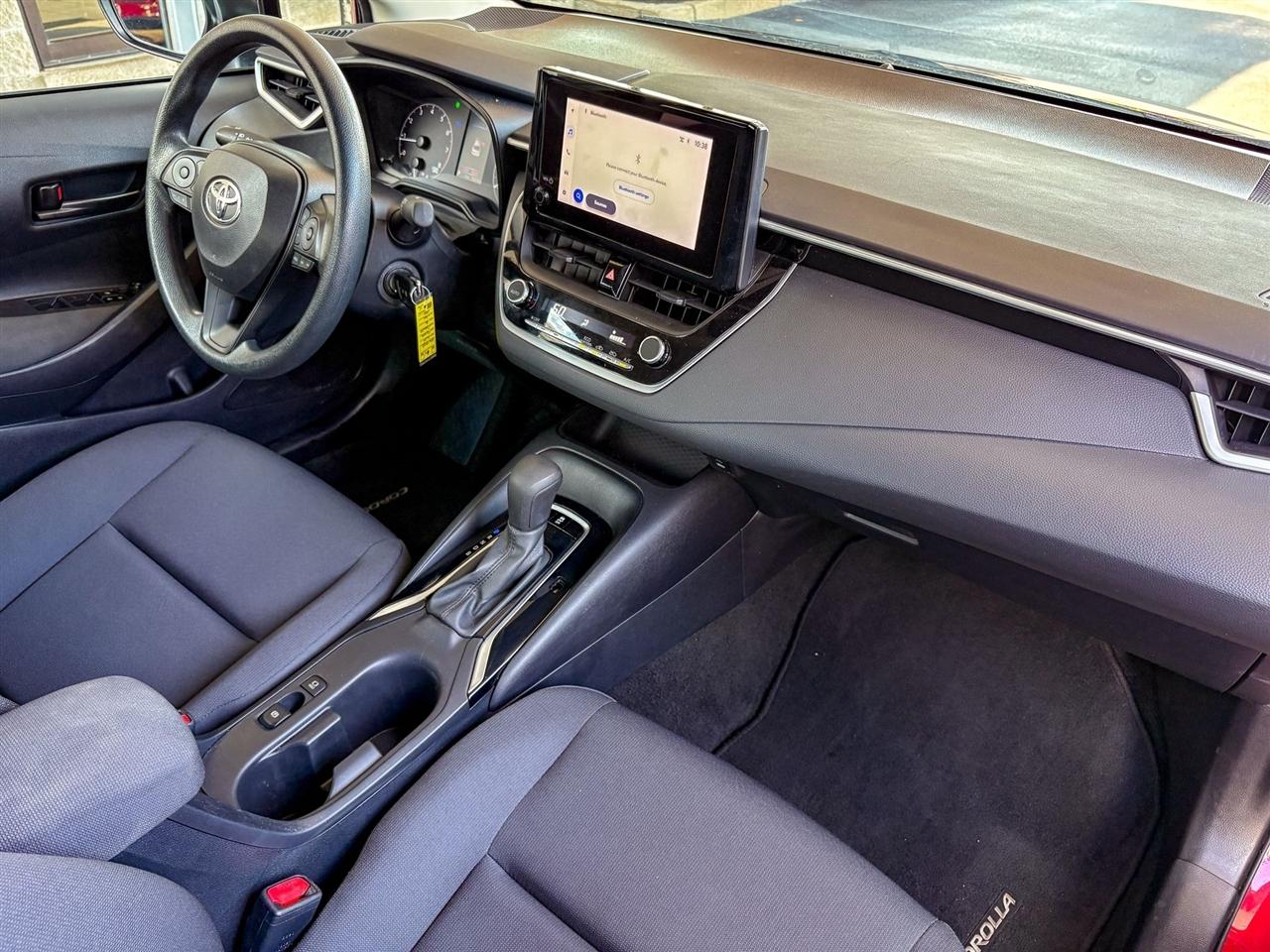 Toyota Corolla LE 2024