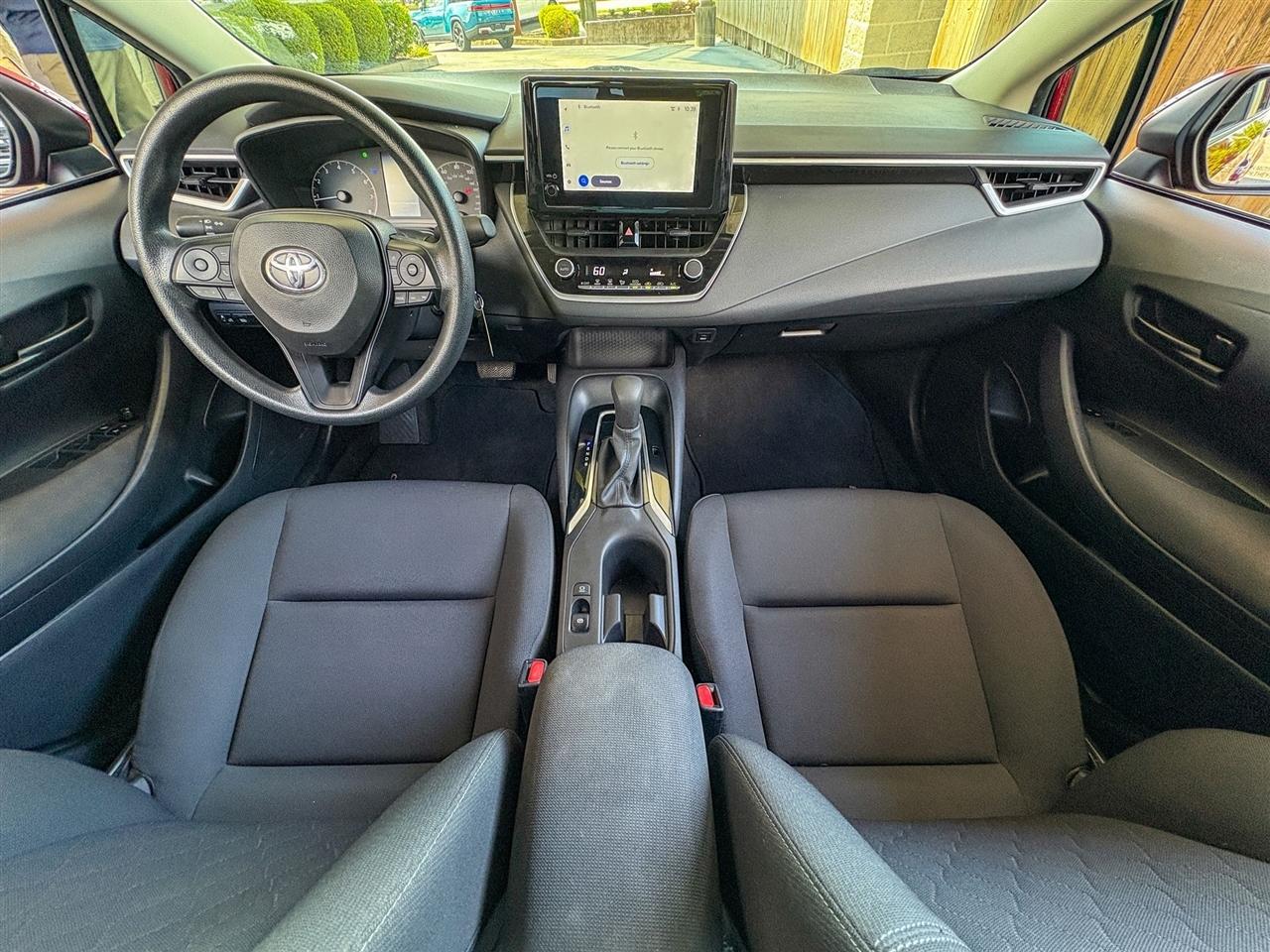 Toyota Corolla LE 2024