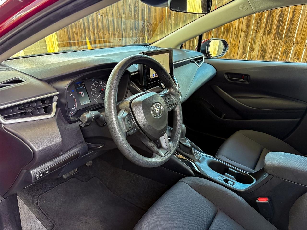 Toyota Corolla LE 2024