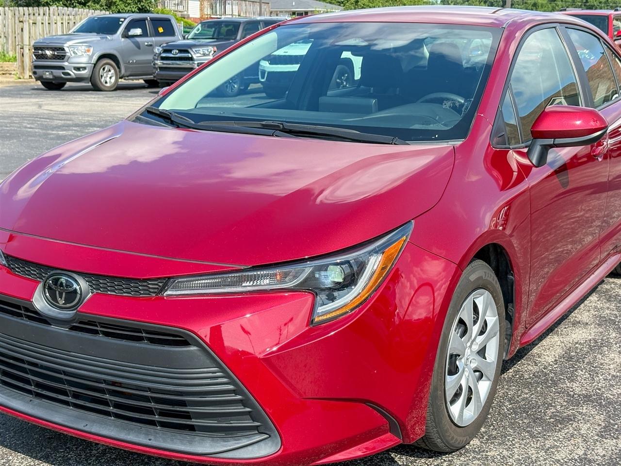 Toyota Corolla LE 2024