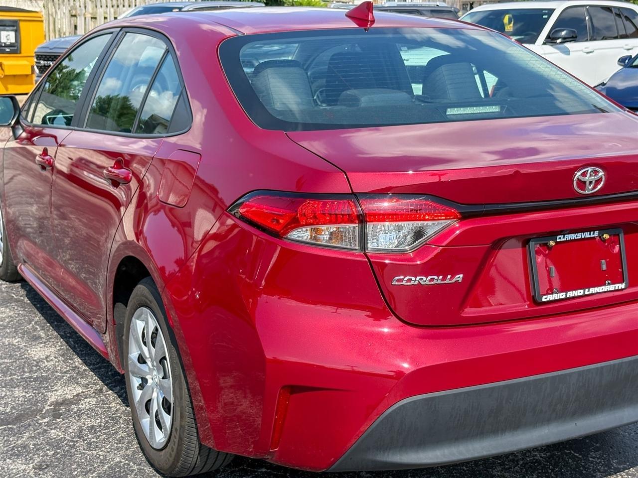 Toyota Corolla LE 2024