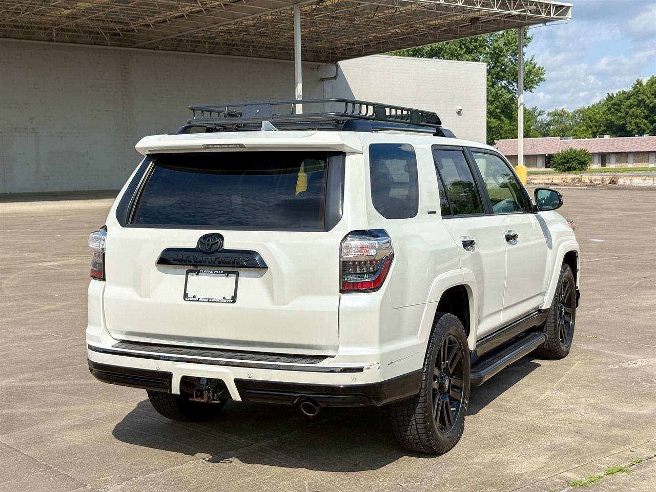 Toyota 4Runner Nightshade 4WD 2021