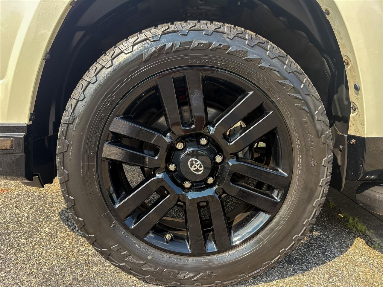 Toyota 4Runner Nightshade 4WD 2021