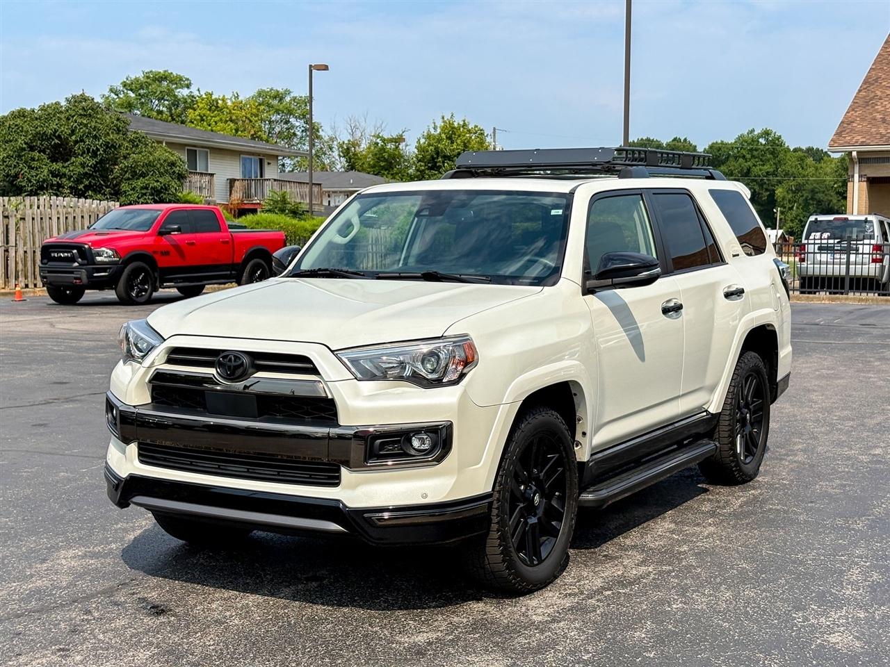 Toyota 4Runner Nightshade 4WD 2021