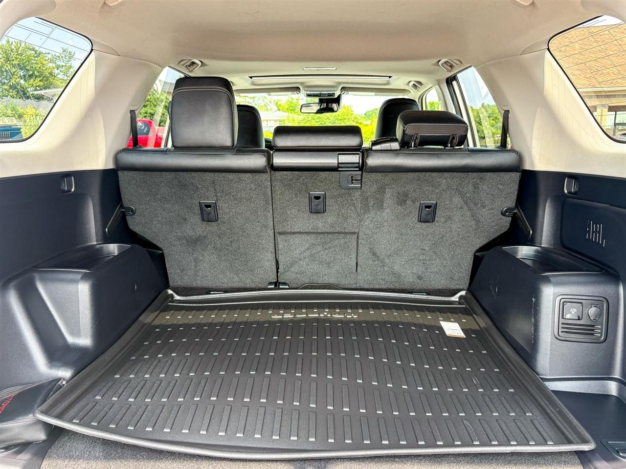 Toyota 4Runner Nightshade 4WD 2021