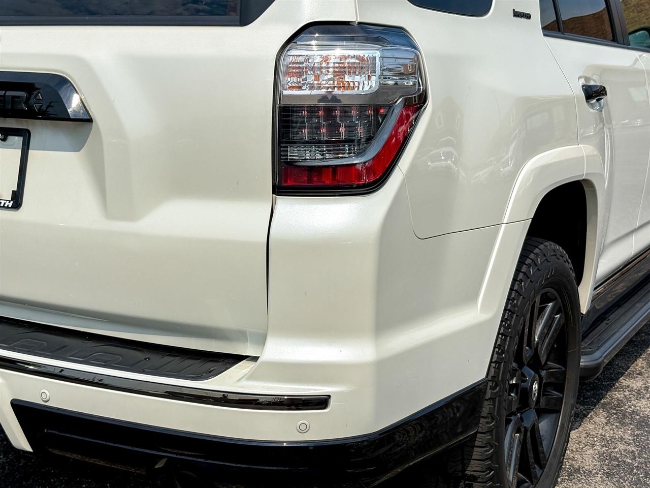 Toyota 4Runner Nightshade 4WD 2021