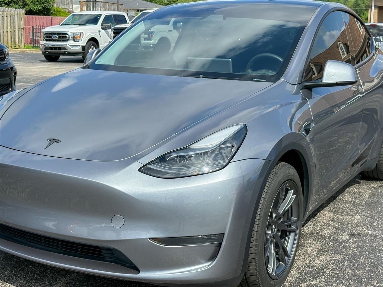 Tesla Model Y Long Range AWD 2024