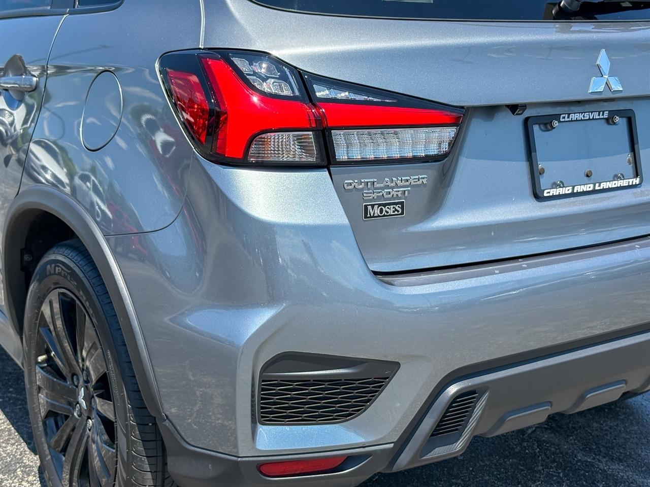 Mitsubishi Outlander Sport  2024
