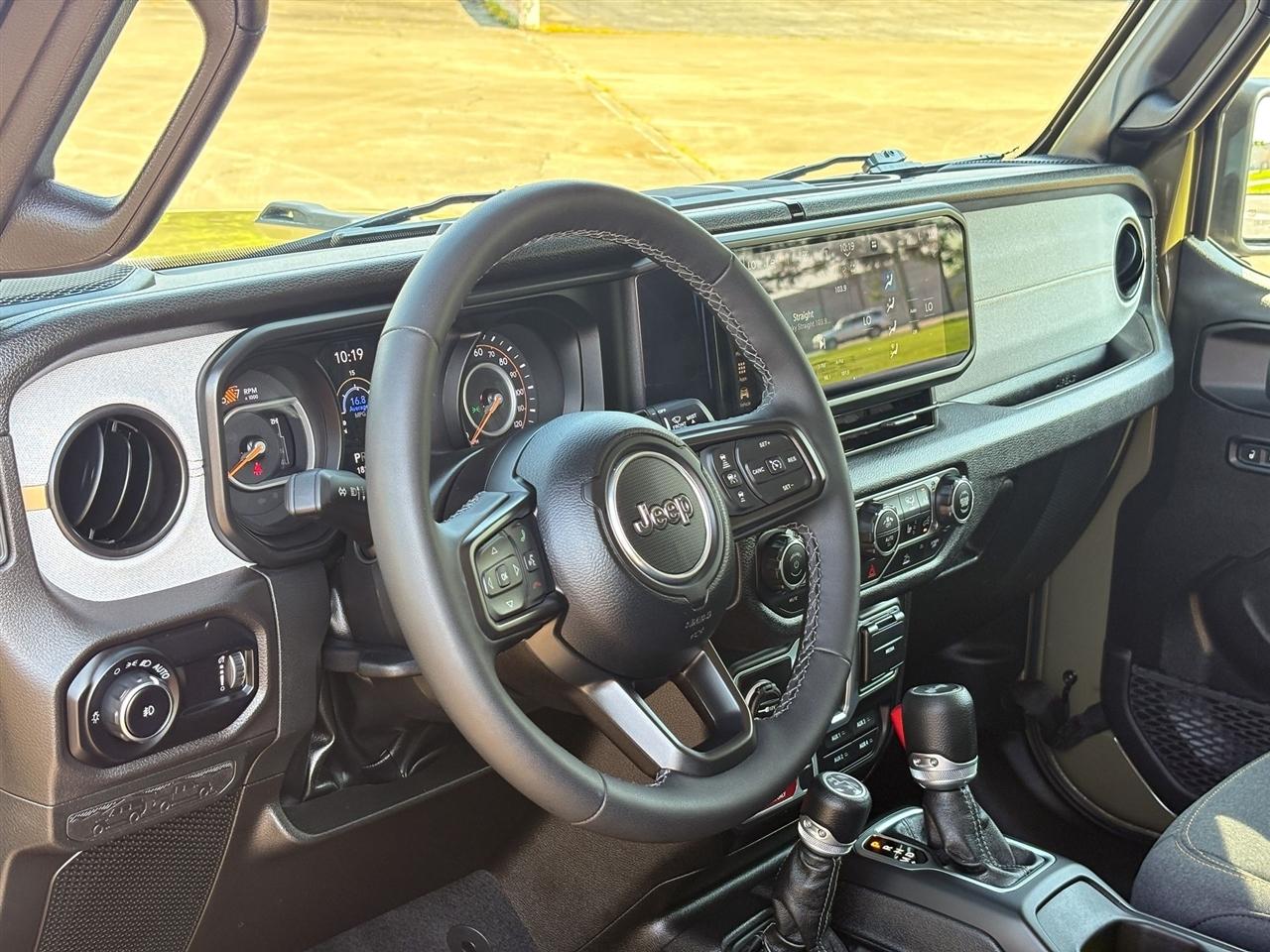 Jeep Wrangler Willys 2025